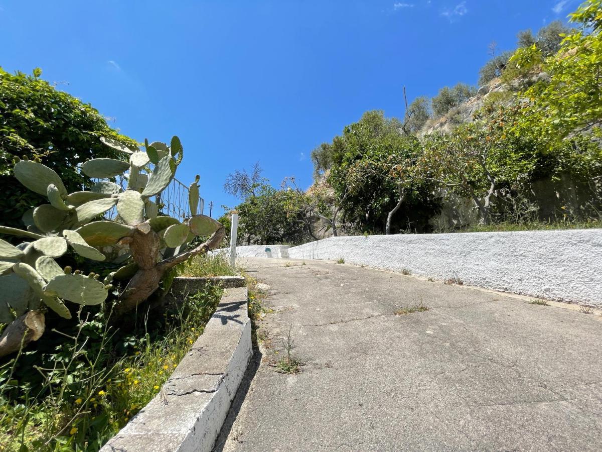 Villetta - Qui Dove Il Mare Luccica - Affitti Brevi Italia Monte SantʼAngelo Zewnętrze zdjęcie